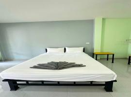 OYO 75467 Baan Siripornchai2，位于Takua Pa的酒店