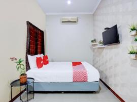 OYO 93892 Homestay Koe Syariah，位于普禾加多的酒店