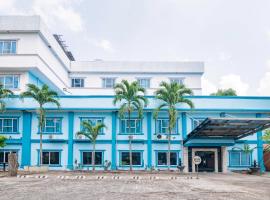 Collection O Senapelan Near Rsud Petala Bumi Formerly De Town Hotel，位于北干巴鲁的酒店