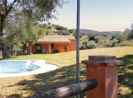 Villa with Private Pool in Puerto Serrano 95 m²，位于普埃尔托塞拉诺的酒店