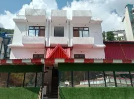 Hotel Mahadev