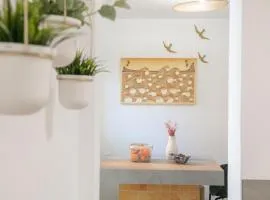 Mazi Rooms z
