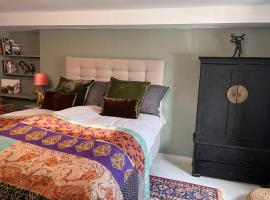 Relaxing accommodation in the central of Trosa，位于特鲁萨的酒店