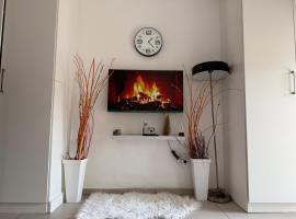 Dainfern Cozy Condo，位于米德兰的酒店