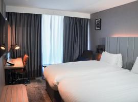Crowne Plaza London - Kingston by IHG，位于泰晤士河畔金斯顿的酒店