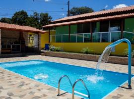 Casa bem equipada com piscina,churrasqueira e WiFi