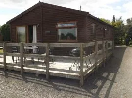 Spacious 3 bedroom lodge at Avonvale Holiday Lodge