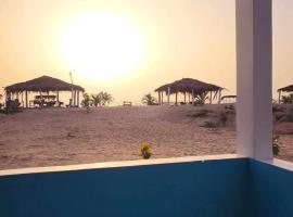 Jusula Beach Bungalows, Sanyang Beach, Free Wifi，位于Sanyang的酒店