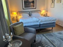 Esplanadens vandrarhem i Oxel&ouml;sund，位于乌克瑟勒松德的住宿