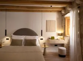 Old Town Olive luxury room for 2