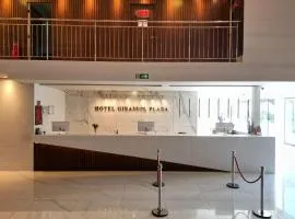 吉拉索尔广场酒店
