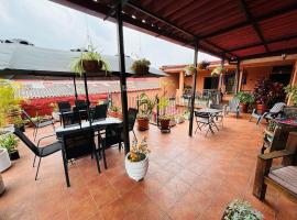 Hotel Chilero Y Café，位于危地马拉安地瓜的酒店
