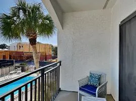 The Palms of Seagrove #B4