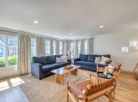 221CL 221 Claressa Ave