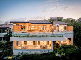 Oceanview IYARI Villa in Bahia de Banderas，位于蓬塔米塔的酒店
