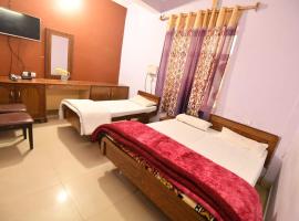 Hotel Samrat，位于Srīnagar的酒店