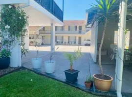 依鲁卡汽车旅馆