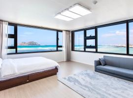 Here Now pension，位于济州市的酒店