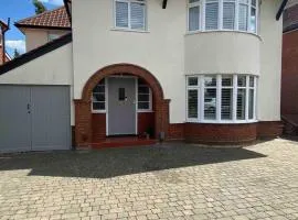 4 Bedroom Detached House Sleeps 7
