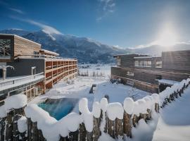 Das Kronthaler - Adults only，位于阿亨基希的带热水浴缸的酒店