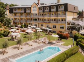Maiers Kuschelhotel Loipersdorf Deluxe - ADULTS ONLY，位于菲尔斯滕费尔德附近洛伊佩尔斯多夫的酒店