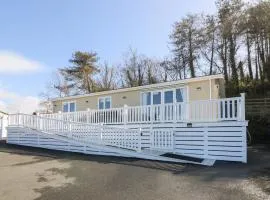 McAuliffe Lodge