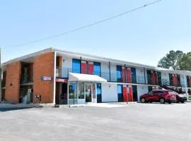 OYO Hotel Valdosta GA I-75