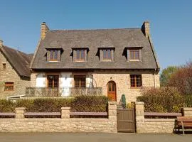 Ploubalay Chambres Cuisine Séjour