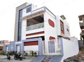 nalanda niwas，位于Akalkot的民宿