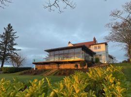 Highgrove House Hotel，位于Loans的酒店