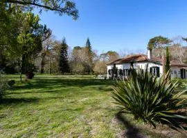 Domaine forestier Darricau au bord du lac, 12 min de l'océan