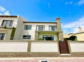 Family Beach House Retreat