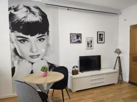 Le Cin et Chic Vidéoprojecteur Popcorn Netflix