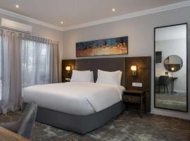 Radisson Hotel and Convention Centre OR Tambo Airport，位于约翰内斯堡的酒店