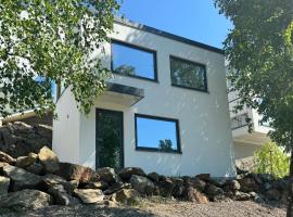Villa in Trångsund，位于斯德哥尔摩的酒店