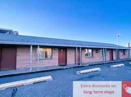 Love Hotels Desert Inn & RV by OYO at Boysen Wind River WY