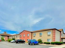 FairBridge Inn & Suites Batavia-Darien Amusement Park，位于巴达维亚的酒店