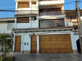 Habitación Privada con Entrada Independiente