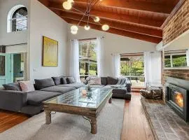 Mount Gibraltar Retreat