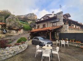 Apartamentos Las Rocas de Brez，位于Brez的自助式住宿