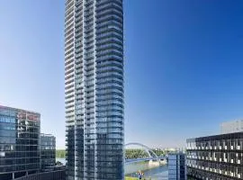 Eurovea Tower Apartment free Parking