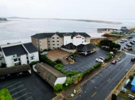 Siletz Bay Beachfront Hotel by OYO Lincoln City，位于林肯市的酒店