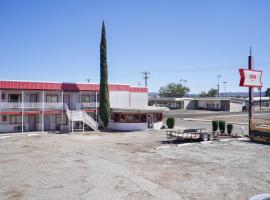 OYO Alpine TX near Big Bend National Park，位于阿尔派恩的酒店