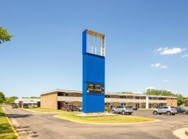 OYO Hotel Mona Lake Muskegon，位于马斯基根的酒店