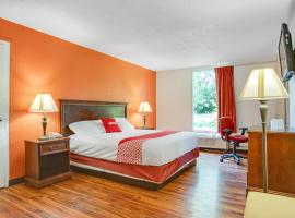 OYO Hotel Mona Lake Muskegon，位于马斯基根的酒店