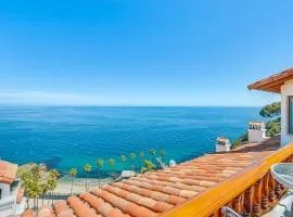 H180 - Hamilton Cove Villa 1-80