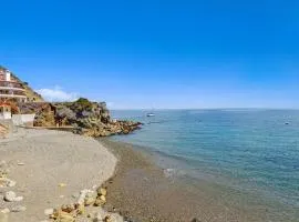 H249 - Hamilton Cove Villa 2-49