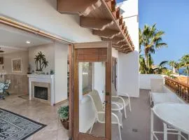 H892 - Hamilton Cove Villa 8-92