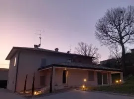 Minghetta bed and room