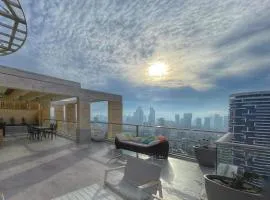 Beautiful Penthouse w/amazing View, Prime location
